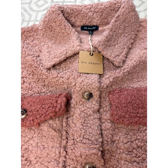 Blu Pepper Sherpa Shacket Women’s Size M Pink Fuzzy Button Up Jacket NWT Cozy - Picture 3 of 8